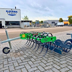 Avant Getrokken Cultivator 1500