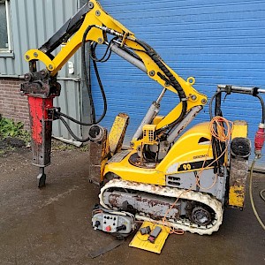 Brokk 90 husqvarna robot remote excavator digger