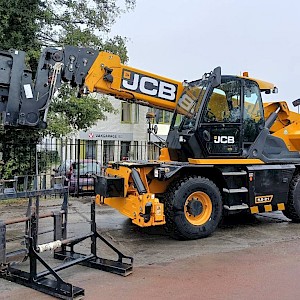 JCB 5.5-21 21 m 5,5 T roterende verreiker telehandler