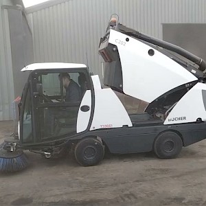 Bucher C202, bj 2021, 6 328 uur