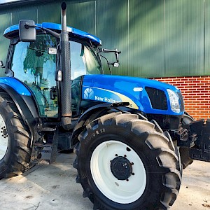 New Holland TS 115A