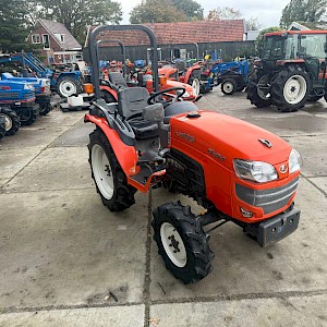 Kubota KB185