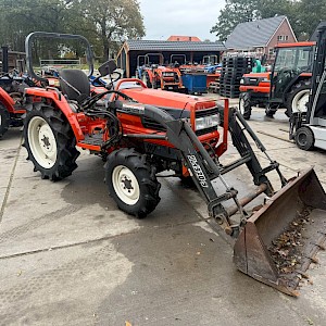 Kubota GL241 met voorlader