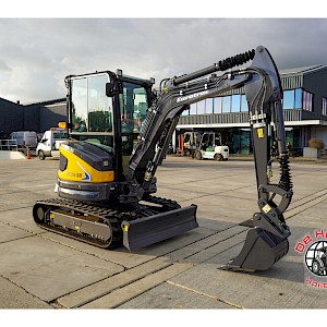 Eurotrac HE26SR