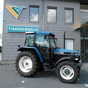 New Holland 5640SLE TRACTOR