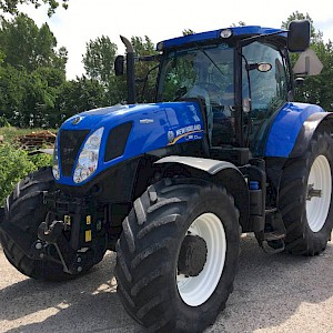 New Holland T7.220 Auto Command