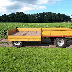 4 landbouwwagens, boerenwagens, landbouwwagen, boerenwagen
