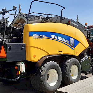 New Holland BB 1290 RC