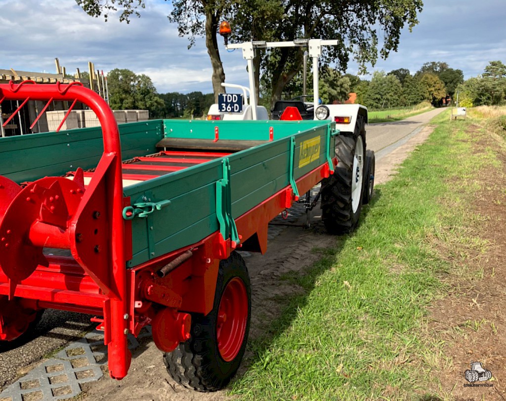 Turfmaster Strooier getrokken model 3.5m / 36 kg voor o.a. Eurogard
