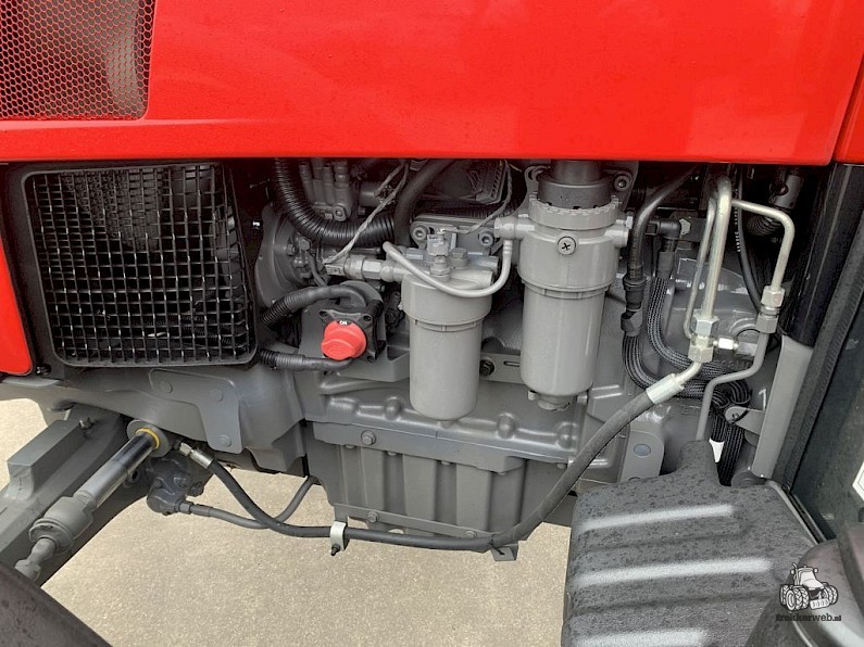Massey Ferguson 4708-M - Trekkerweb