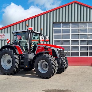 Massey Ferguson 8S.225 DYNA-VT EXCLUSIVE