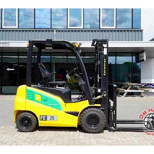 Eurotrac FE25-1 Electric Forklift