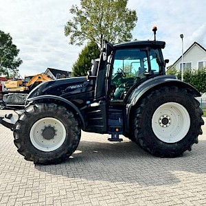 Valtra T235 Direct Smart Touch TWINTRAC! 745 HOURS