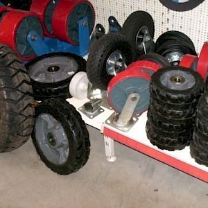 Zwenkwielen en bok wielen wheel