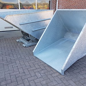 self-dumping hopper