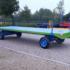 Industriewagens platform trailer