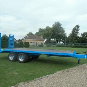 oprijtransporter low loader trailer