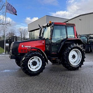 Valtra Valmet 6200