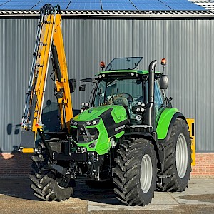 Deutz-Fahr Agrotron 6185 TTV met Herder Grenadier MBK 512 LSH